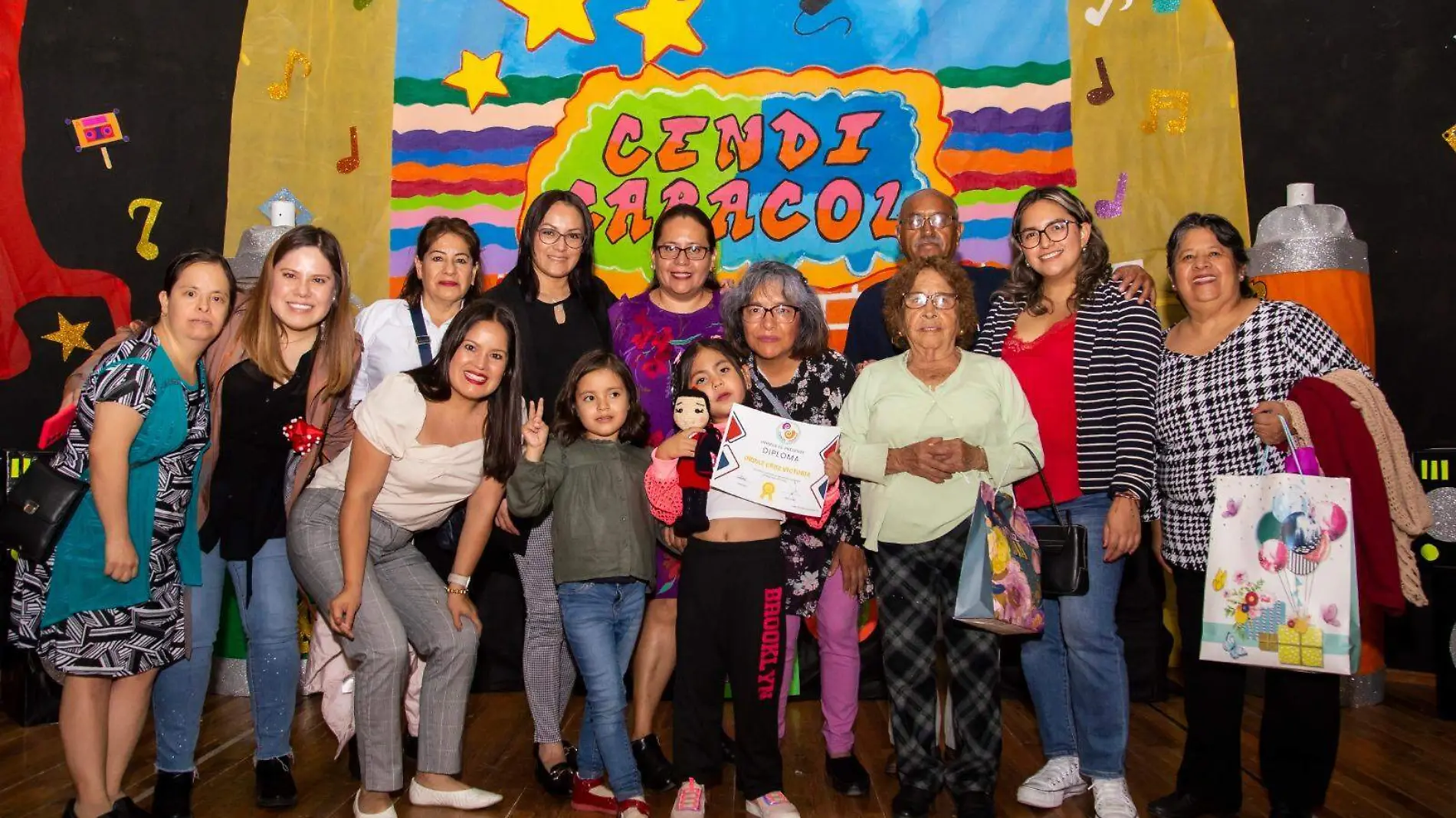 FOTO PRINCIPAL SJR Toda su familia asistio a la ceremonia